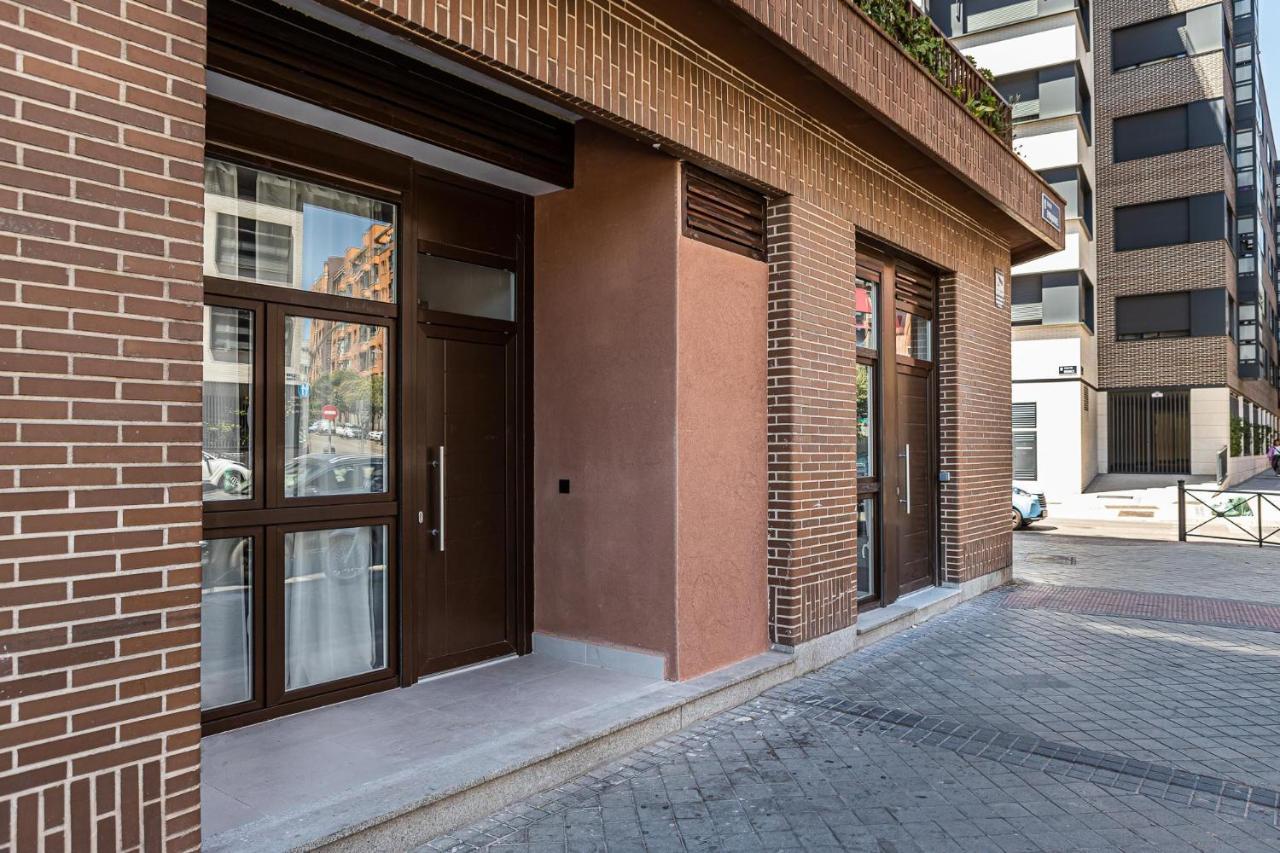 Exyca Embajadores Apartment Madrid Bagian luar foto