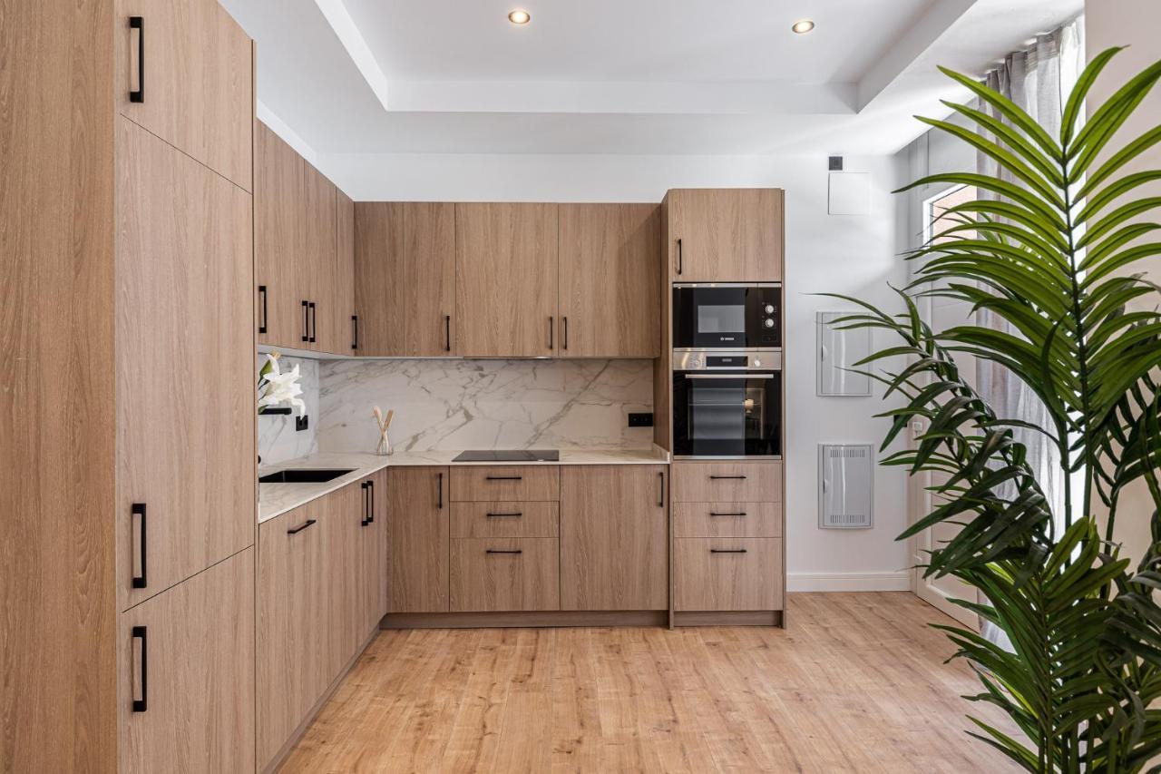 Exyca Embajadores Apartment Madrid Bagian luar foto